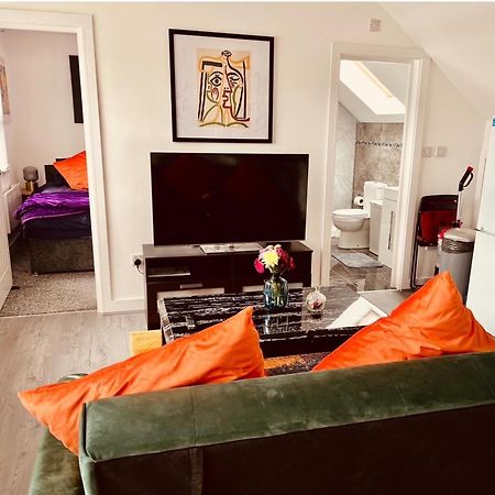 Cool Top Floor Apartment Very Near Birmingham Centre Exterior foto