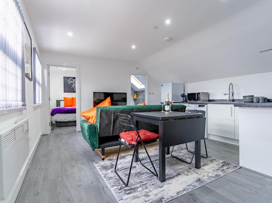 Cool Top Floor Apartment Very Near Birmingham Centre Exterior foto